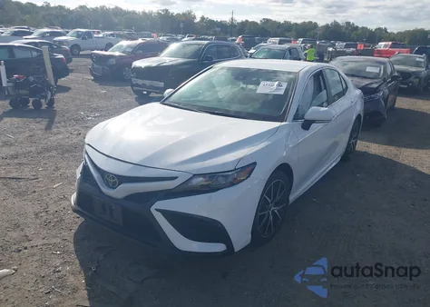2023 Toyota Camry Se z USA, uszkodzony, nr VIN 4T1G11AK3PU787252